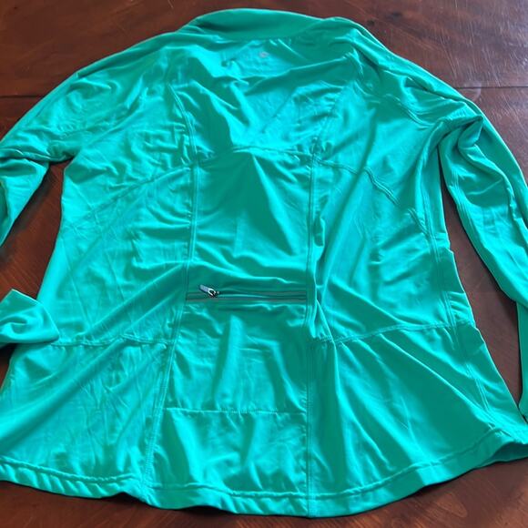 Tangerine Jade Lightweight Long Sleeve Athletic Slinky Knit Top Woman Large NWT - Picture 9 of 9